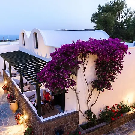 Mathios Hotel 3*